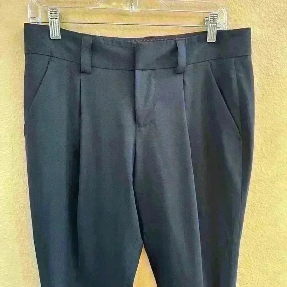 Alice + Olivia “ Employed” Wool Single Pleat Cuffed And Cropped Pants Size 4 - Picture 3 of 7